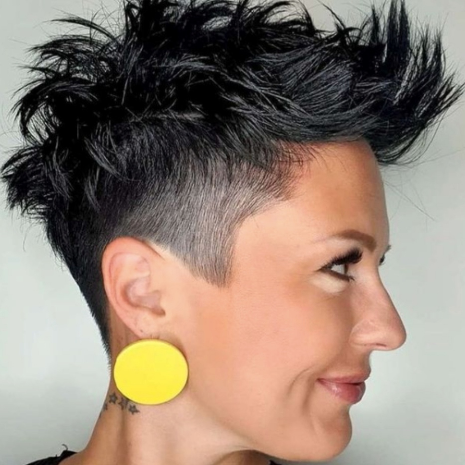 Bowl Kurzharschnitte 2022 - Die Varianten der Page Boy-Frisuren