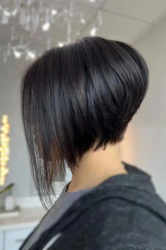Kurze gestufte Bob Frisuren: Stilvoll und praktisch
