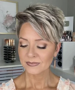 Zeitlose Frisuren, die immer im Trend bleiben