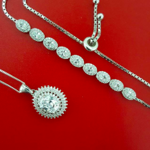 925 Ayar Gümüş Set Beyaz Taş