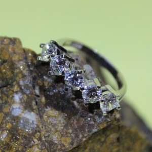 Kral Tacı Swaroski Beştaş Yüzük