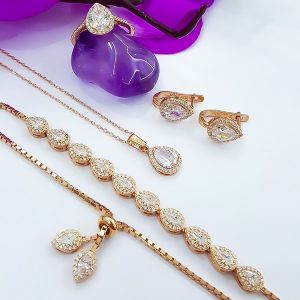 Damla Model Zirkon Taşlı Gümüş Set